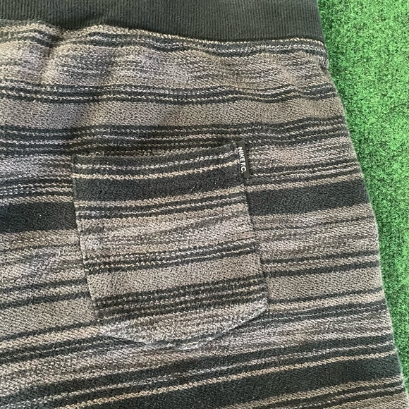 Nike sweat fleece shorts - Picture 6 of 7